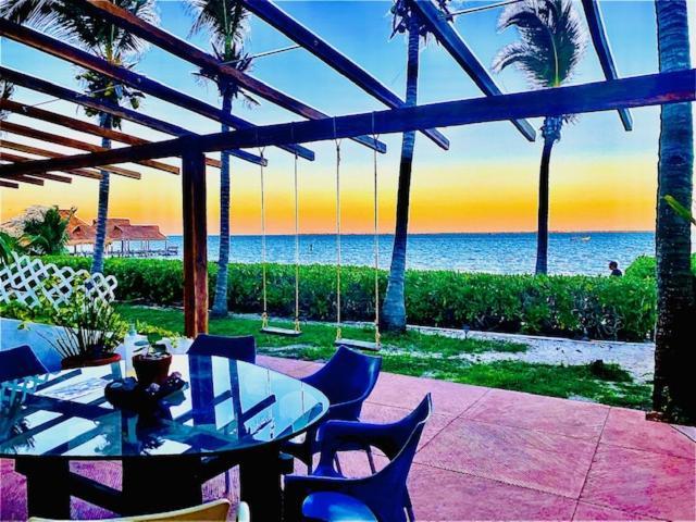 Punta Me Beach Suites Cancún Extérieur photo